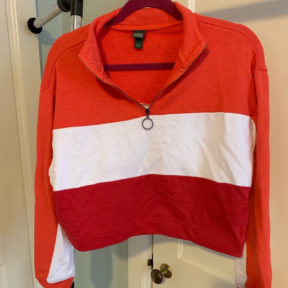 Cropped hoodie
